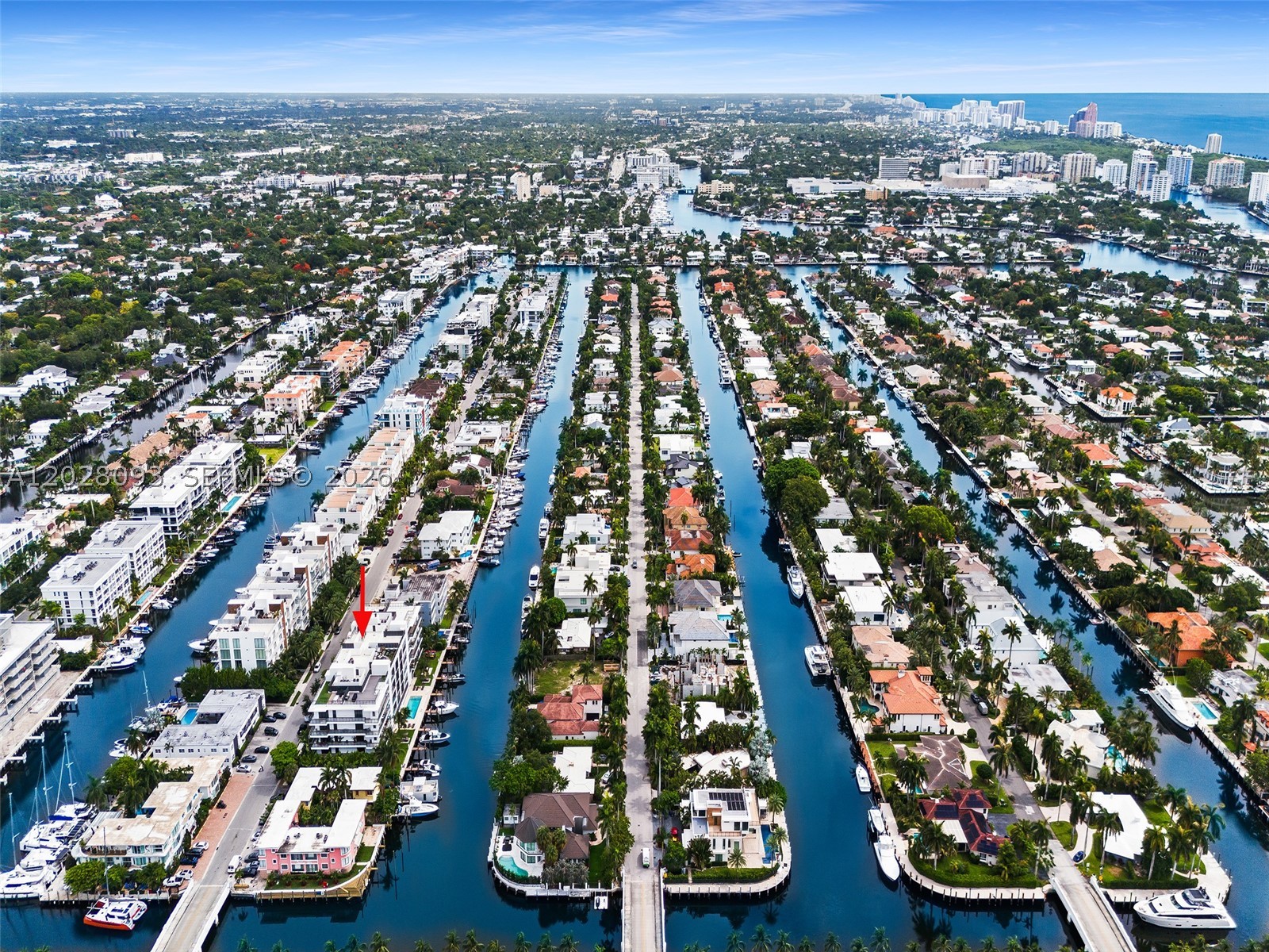 AQUALUNA LAS OLAS CONDO - Residential