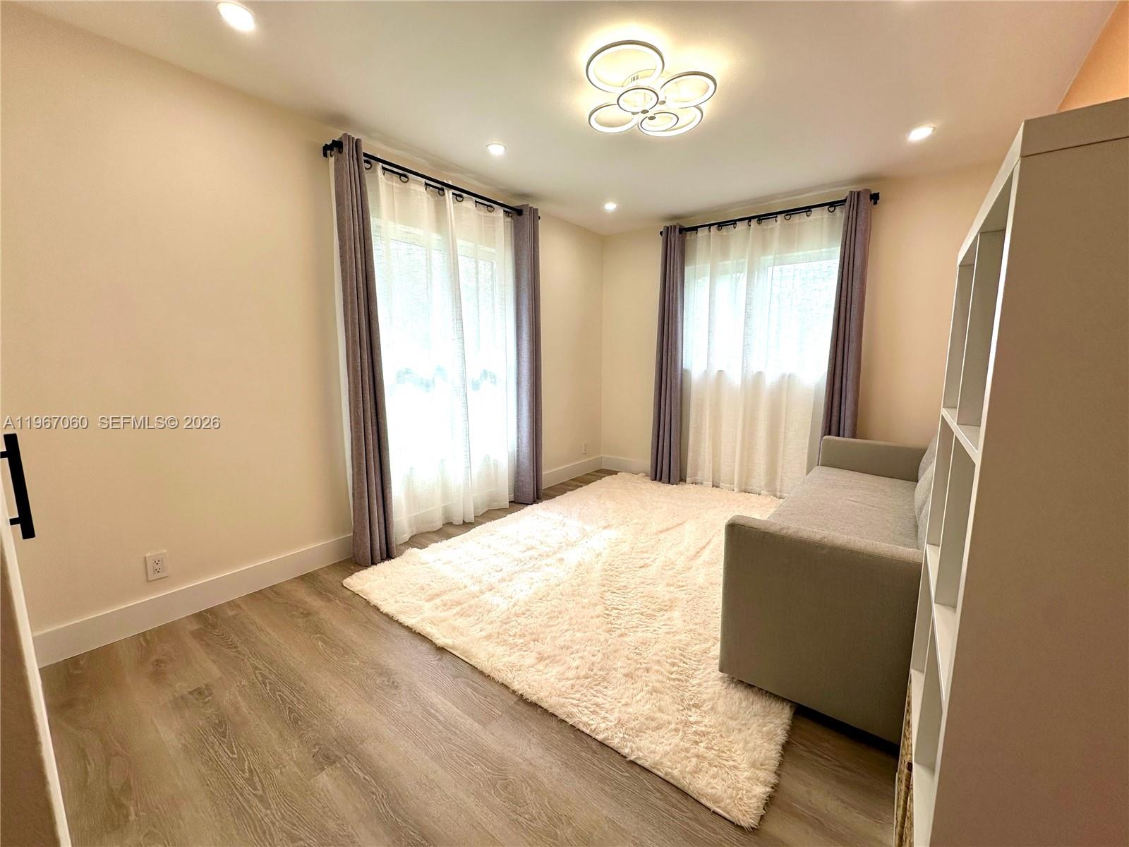 CORAL SPRINGS II - Residential