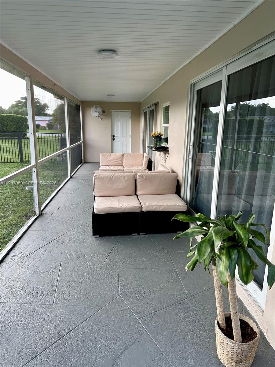 CORAL SPRINGS II - Residential