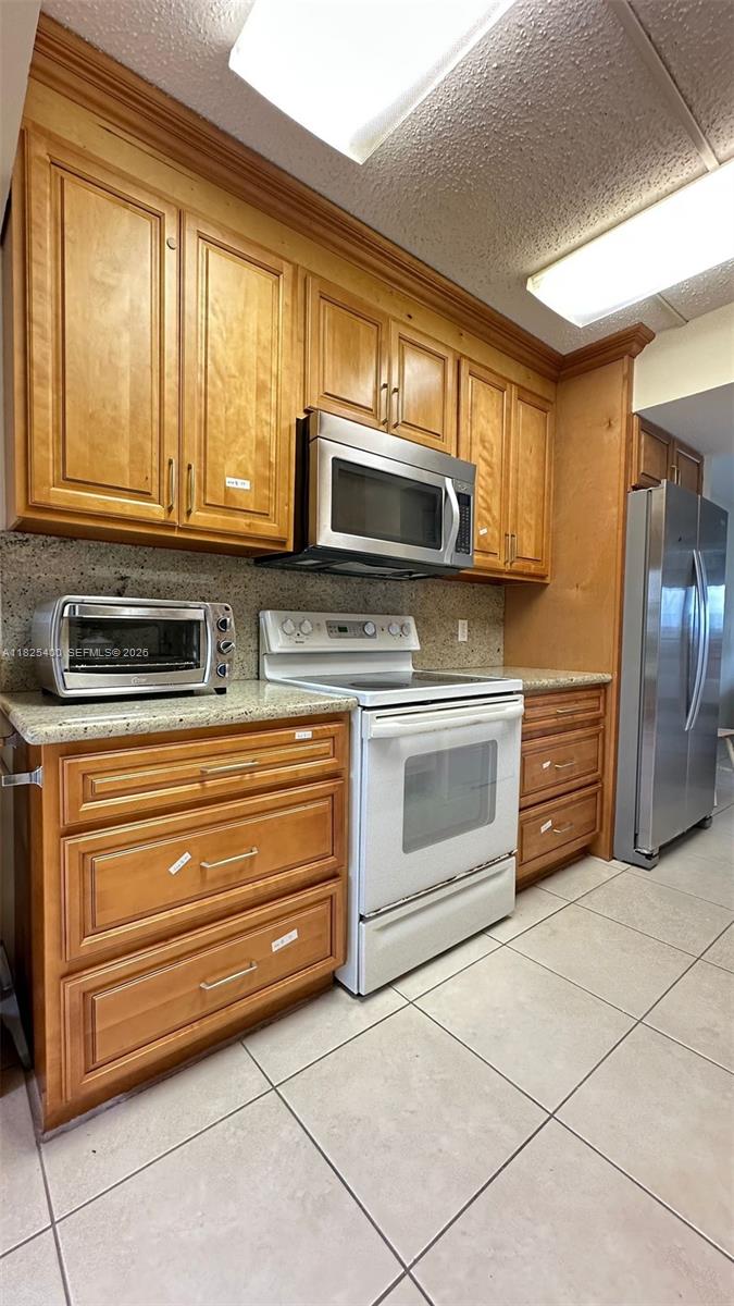 HAWTHORNE AT CENTURY VILLA - Residential