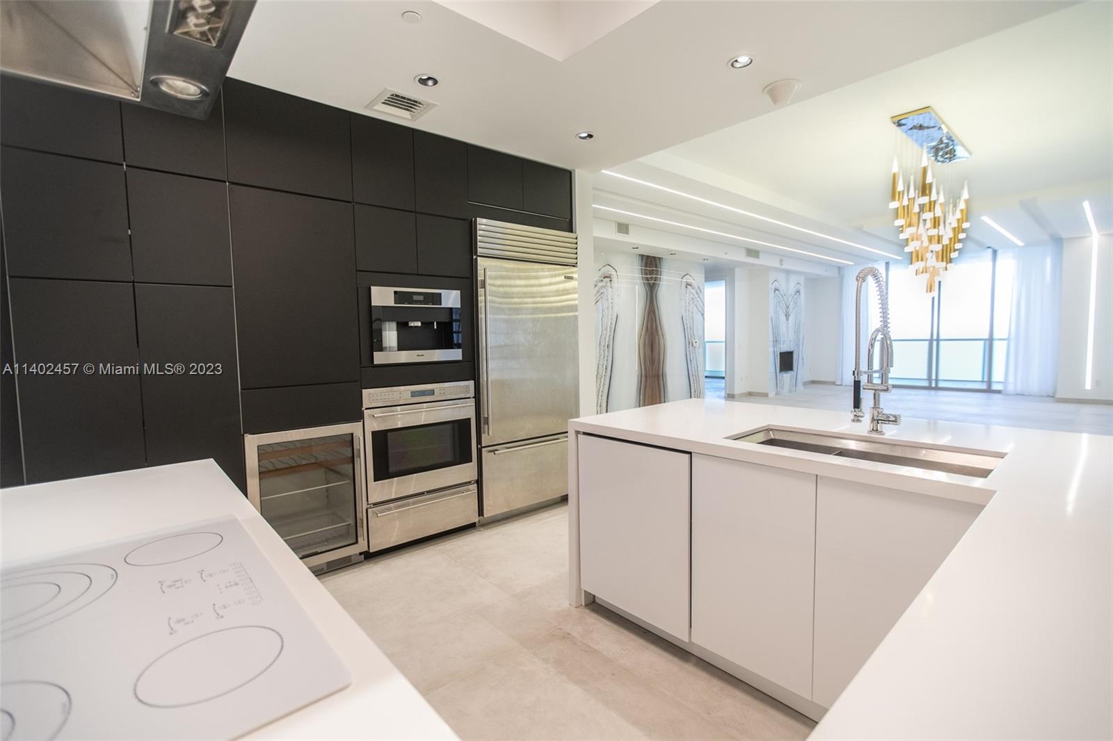 BAL HARBOUR NORTH SOUTH C - Residential