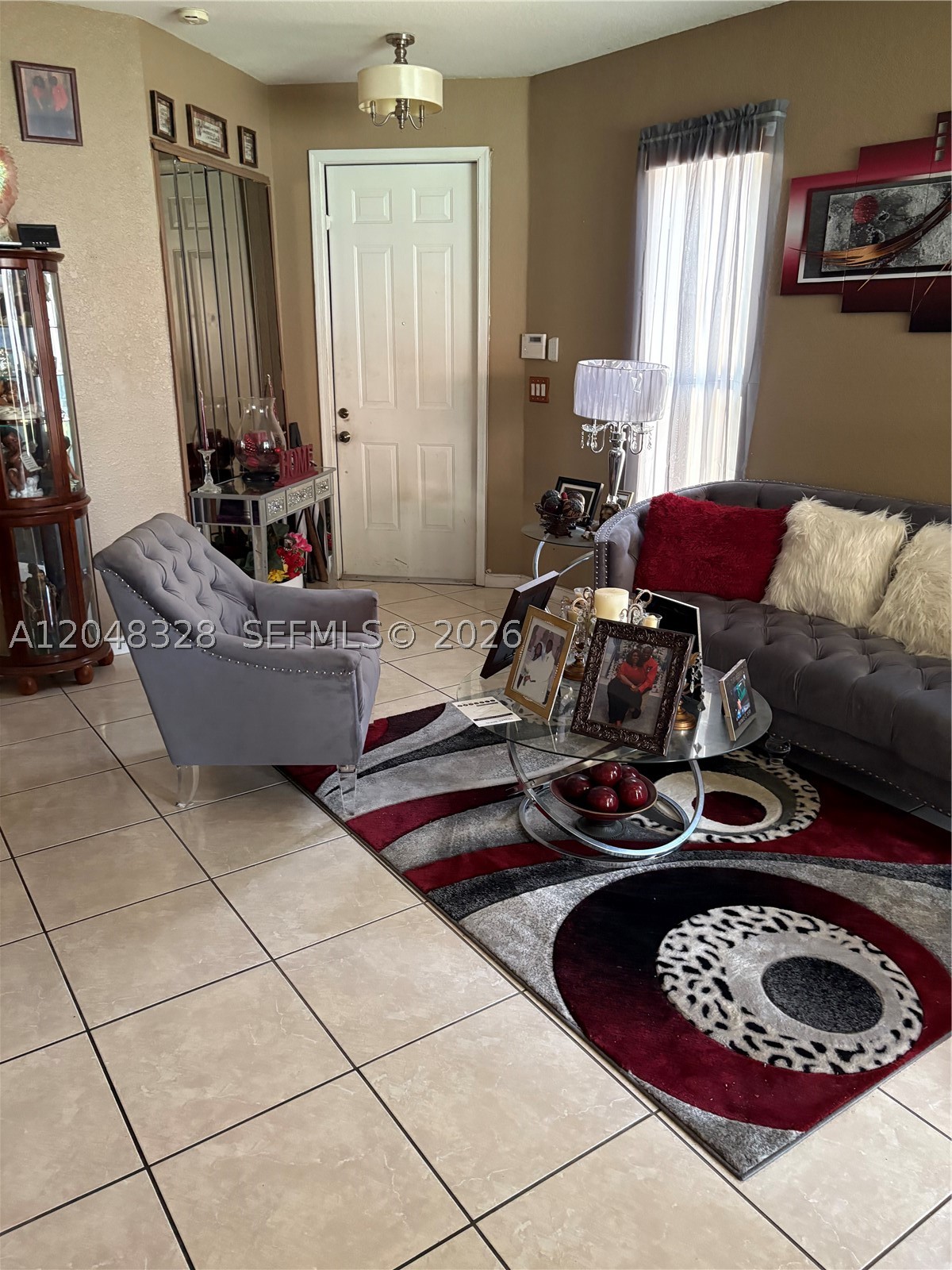 Room for rent in desirable sub division in Homestead, Fl. Private bedroom and bathroom, not shared with  any other person. Water, electricity, and internet included in the price monthly. Common area includes kitchen and living room. Home is shared with only one other person. Lots of space for storage and clothing. This beautiful room won't last.