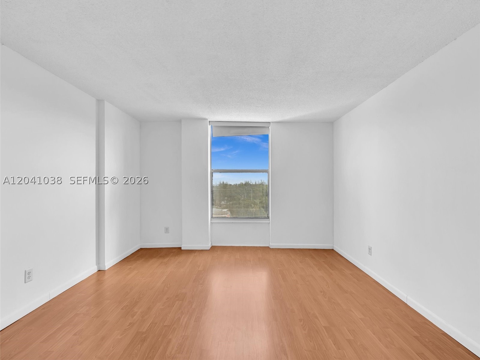 KEYSTONE TOWERS CONDO - Residential