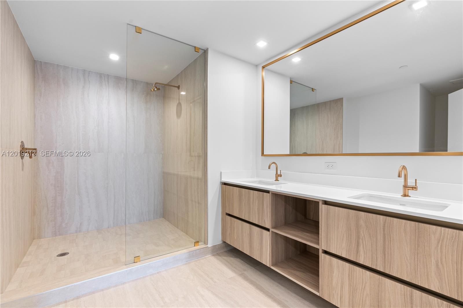 Viceroy Brickell - Residential Lease