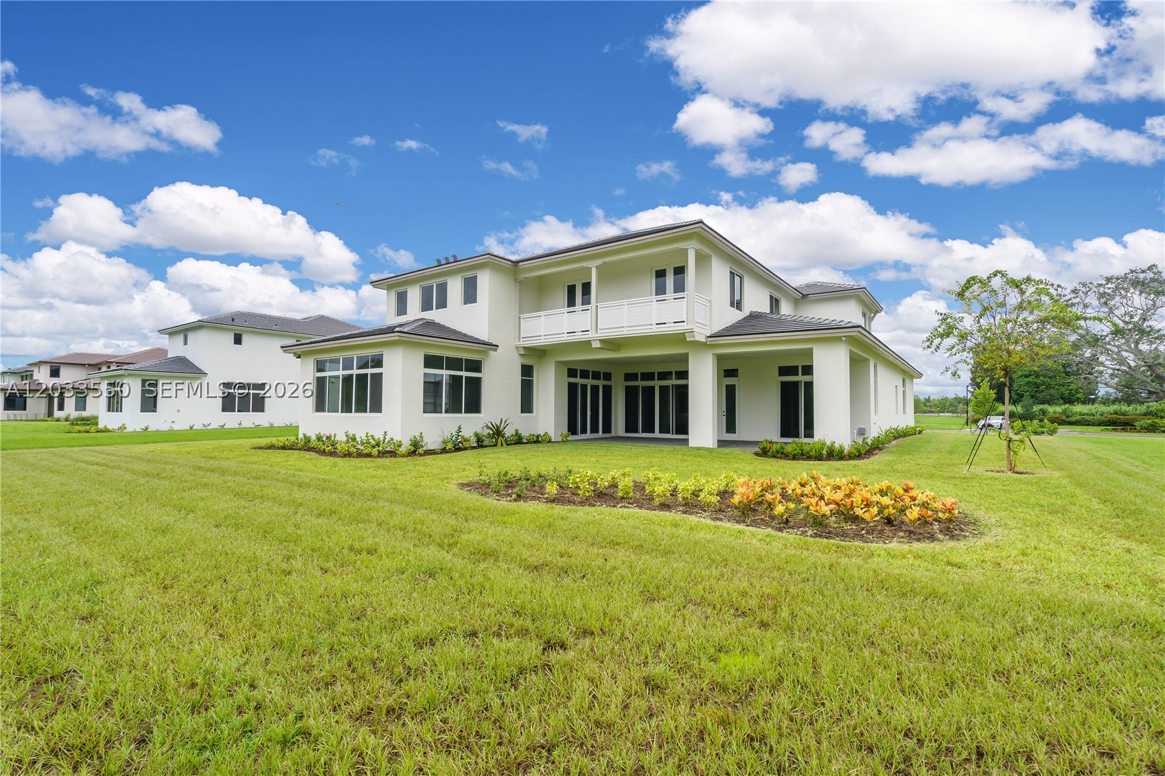 BRISTOL RESERVE - Residential
