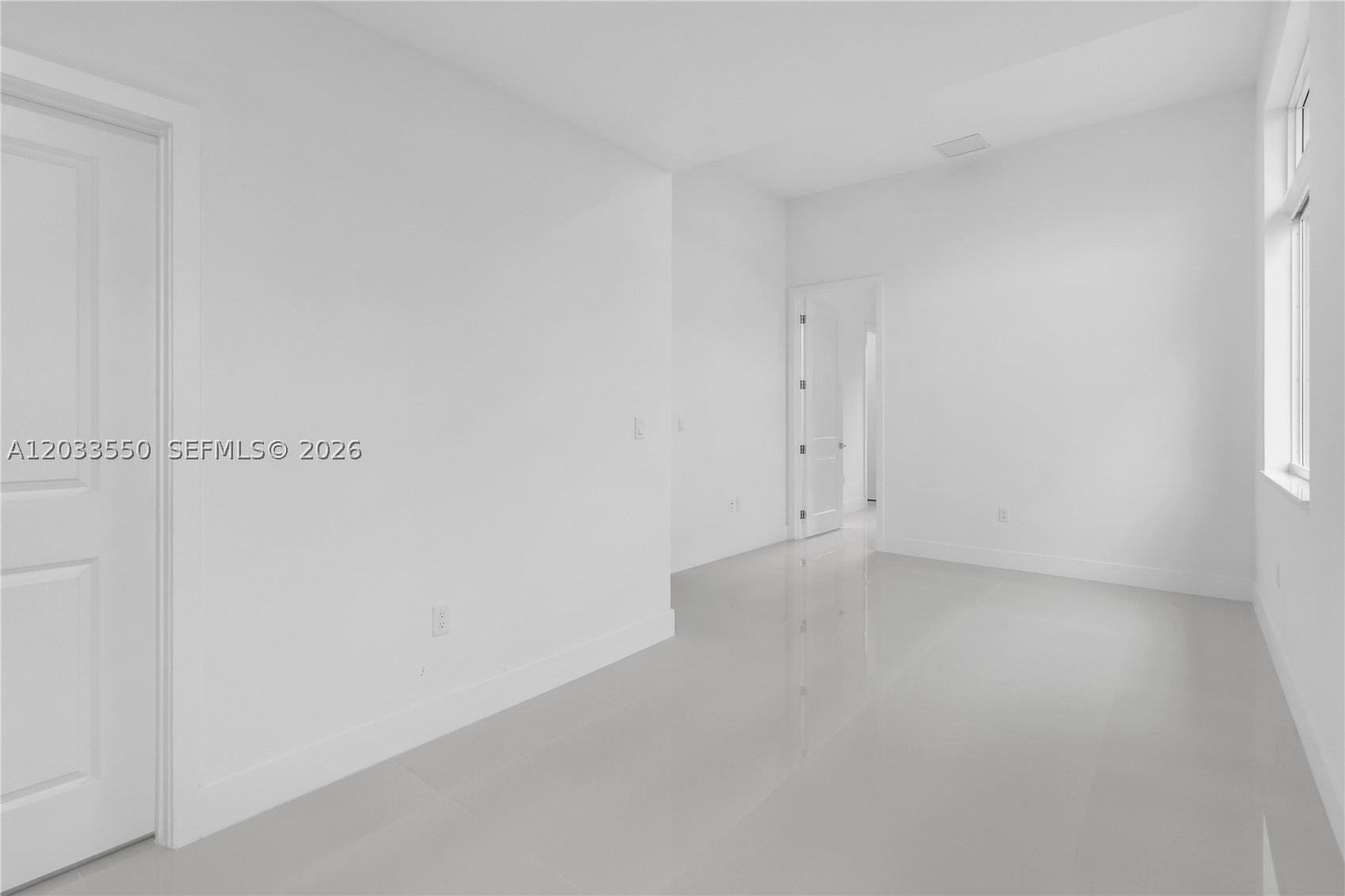 BRISTOL RESERVE - Residential