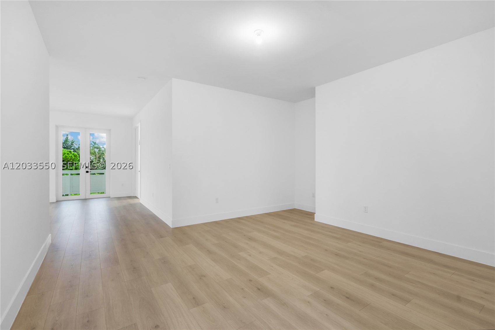 BRISTOL RESERVE - Residential