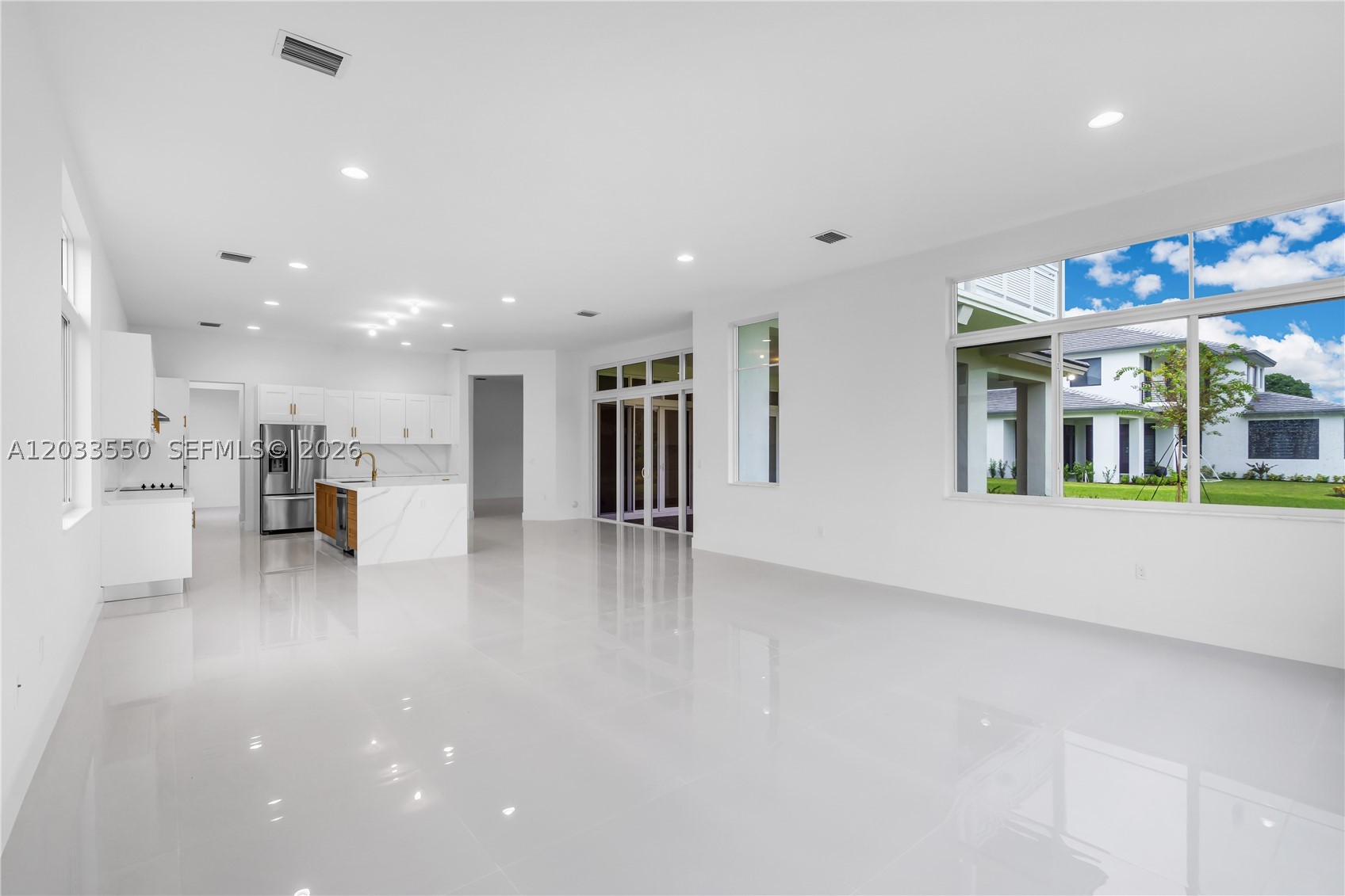BRISTOL RESERVE - Residential