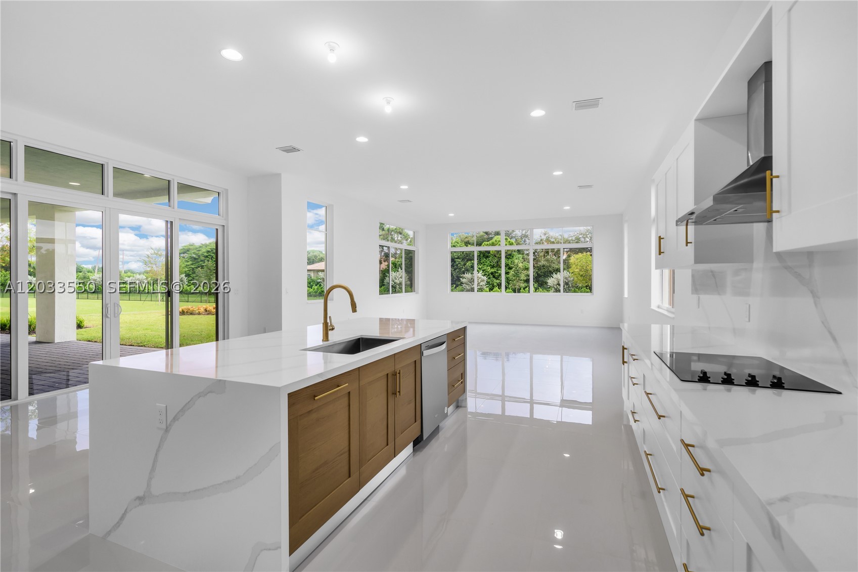 BRISTOL RESERVE - Residential