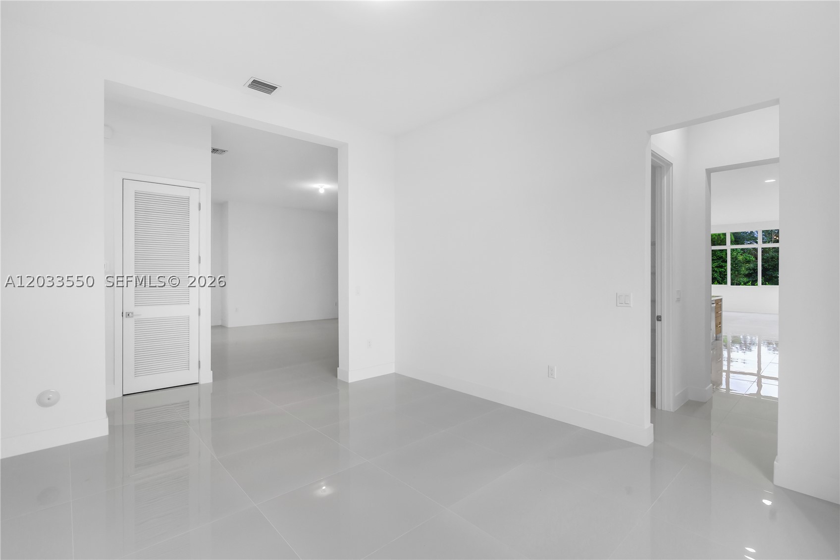 BRISTOL RESERVE - Residential