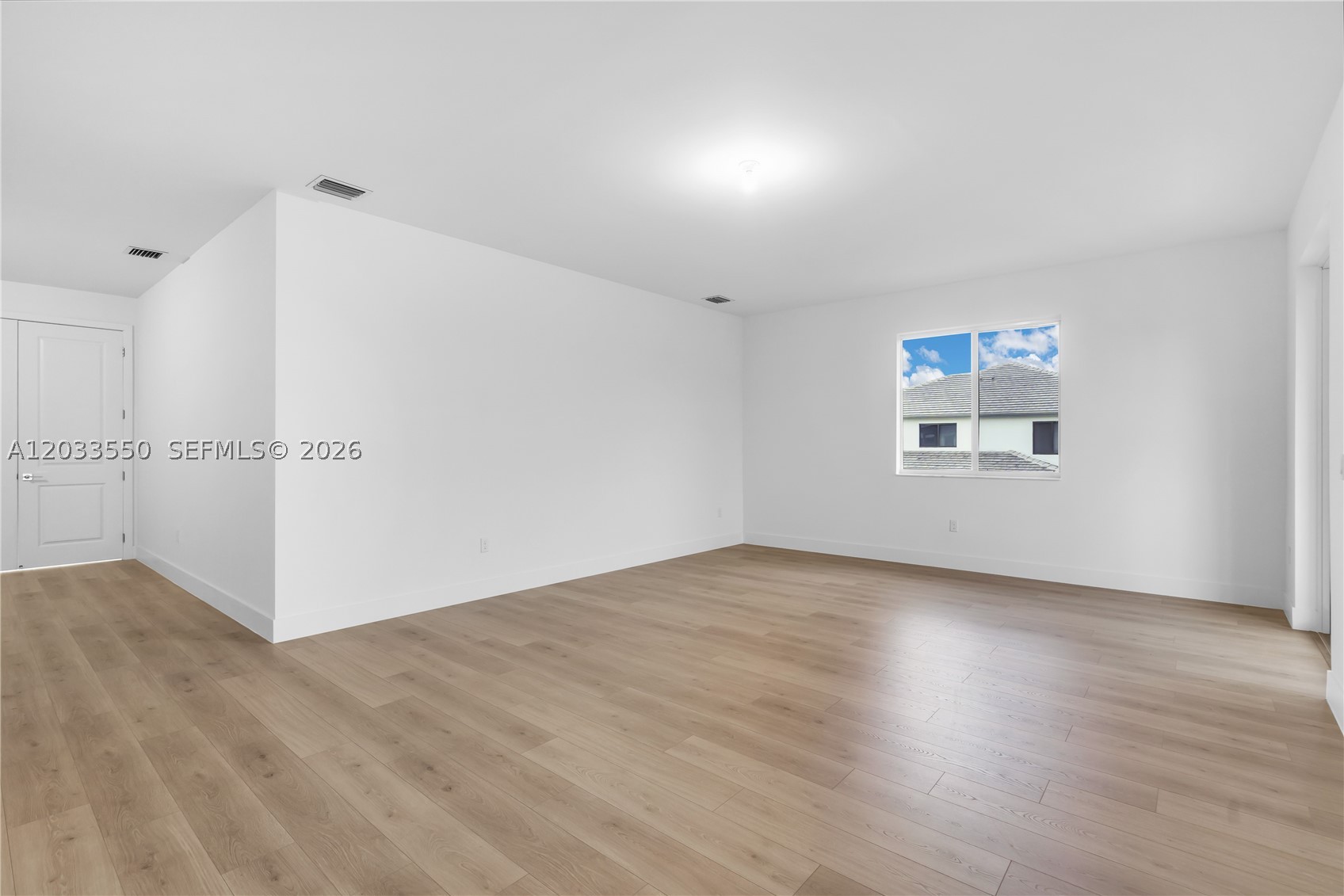 BRISTOL RESERVE - Residential