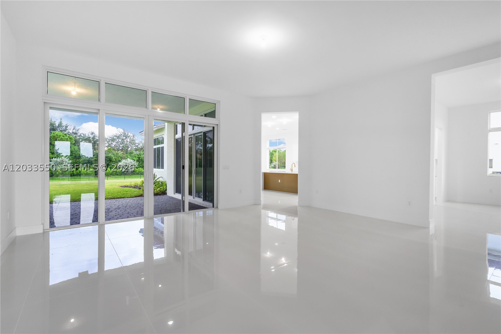 BRISTOL RESERVE - Residential