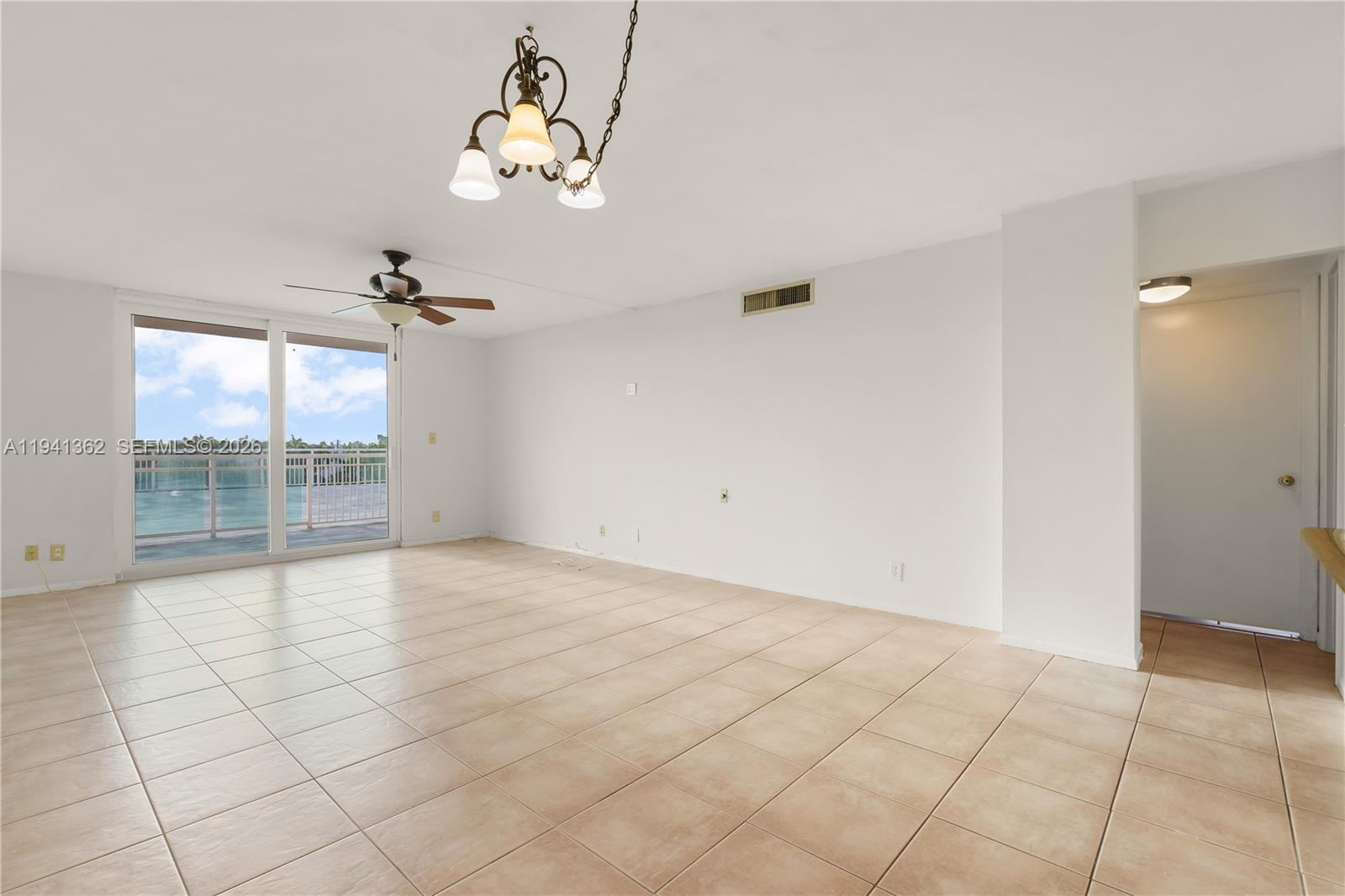 GOLDEN HORN CONDO - Residential