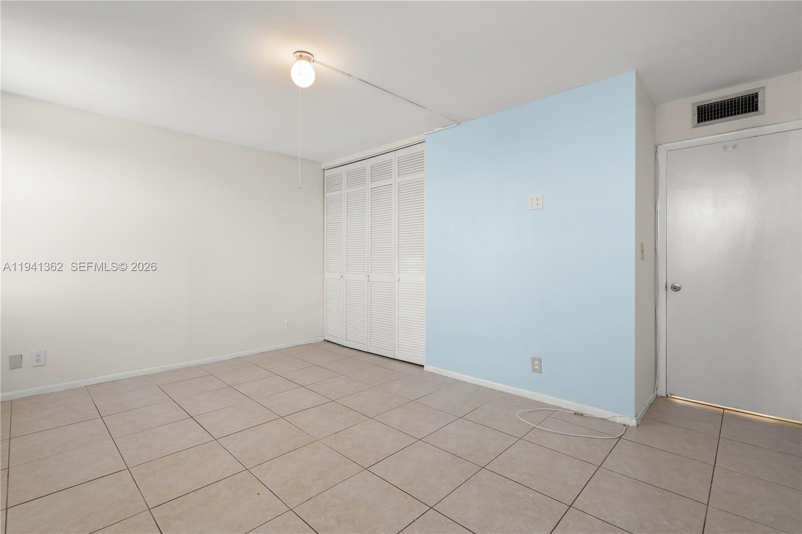 GOLDEN HORN CONDO - Residential