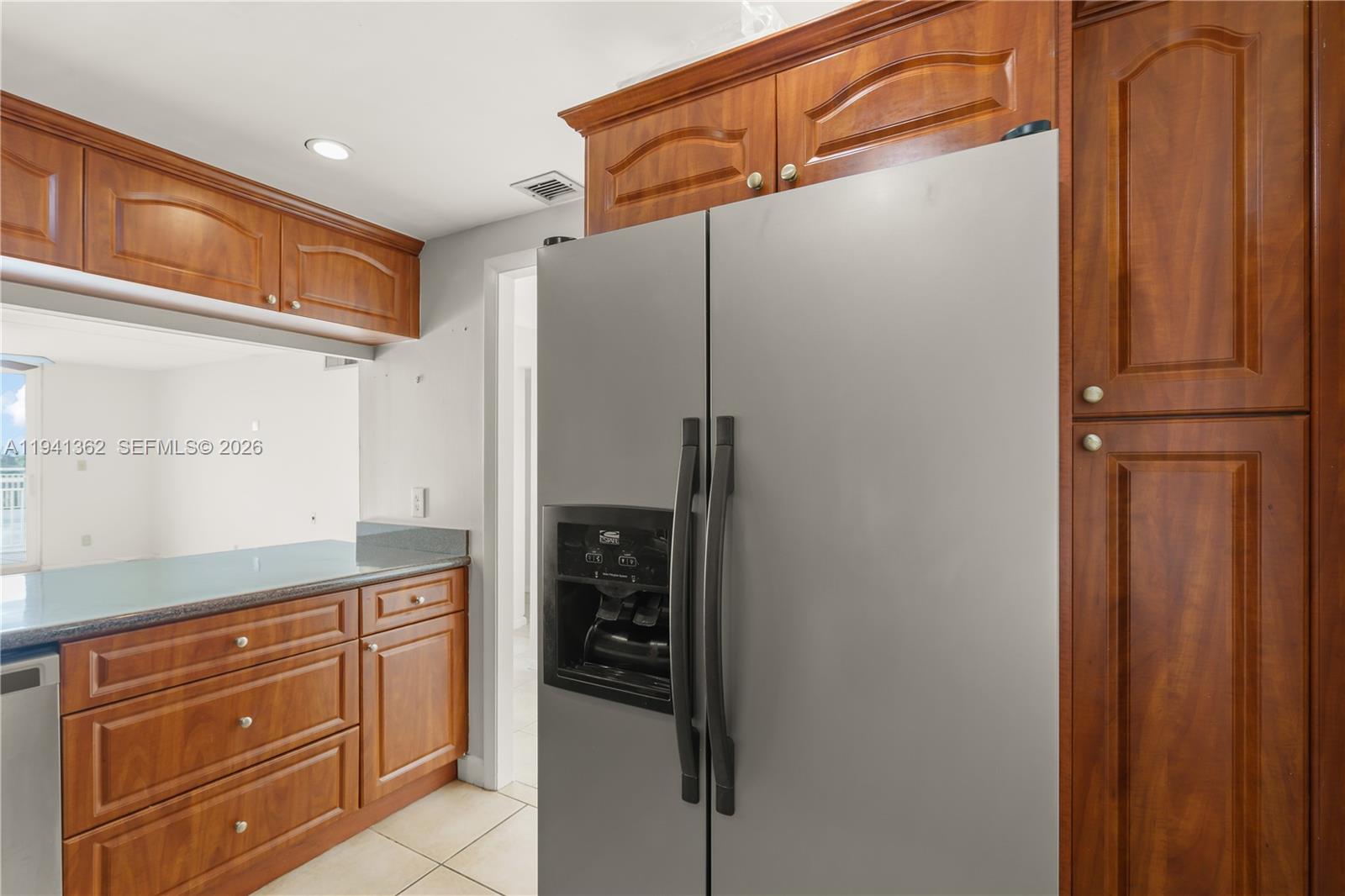 GOLDEN HORN CONDO - Residential
