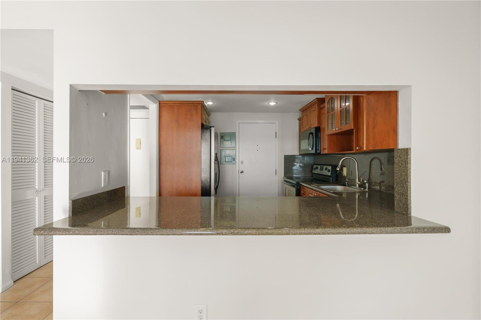 GOLDEN HORN CONDO - Residential