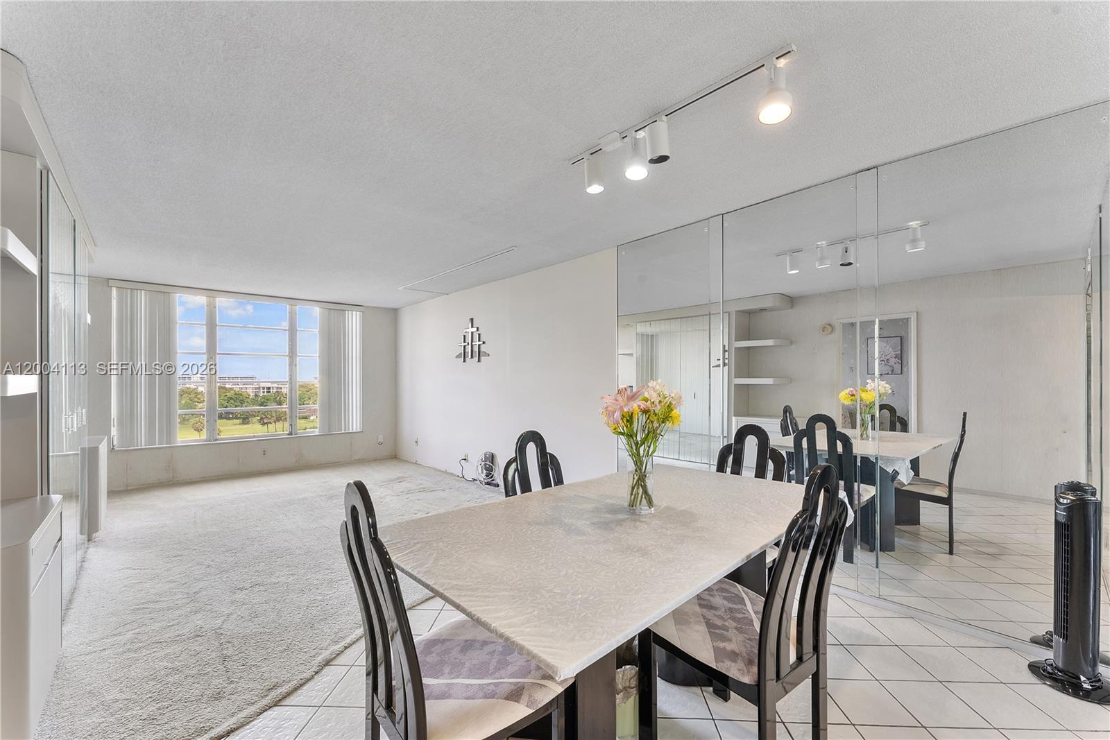 NO 21 PALM-AIRE COUNTRY C - Residential