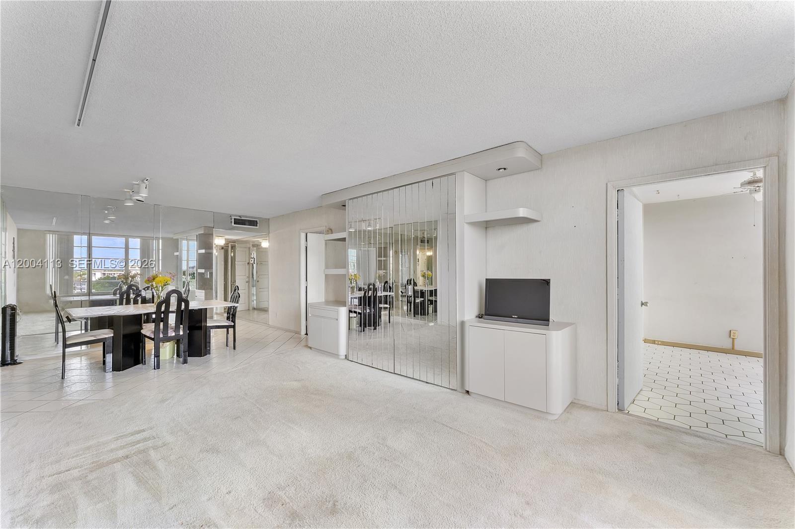 NO 21 PALM-AIRE COUNTRY C - Residential