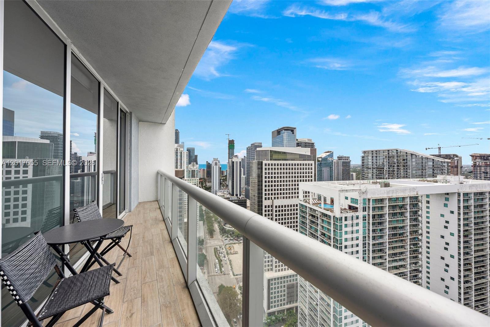 ICON BRICKELL CONDO NO 3 - Residential