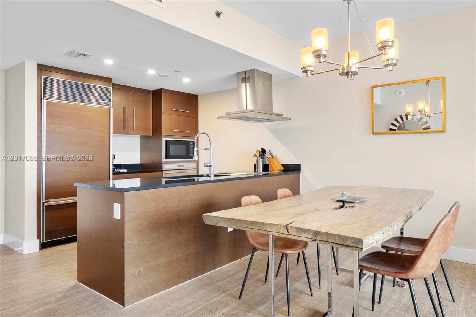 ICON BRICKELL CONDO NO 3 - Residential