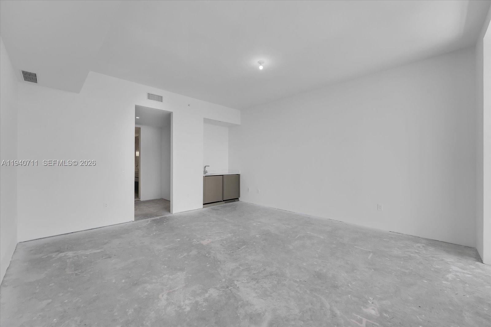 18975 COLLINS CONDO - Residential