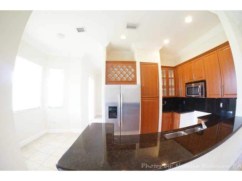 VALENCIA ACRES - Residential Lease