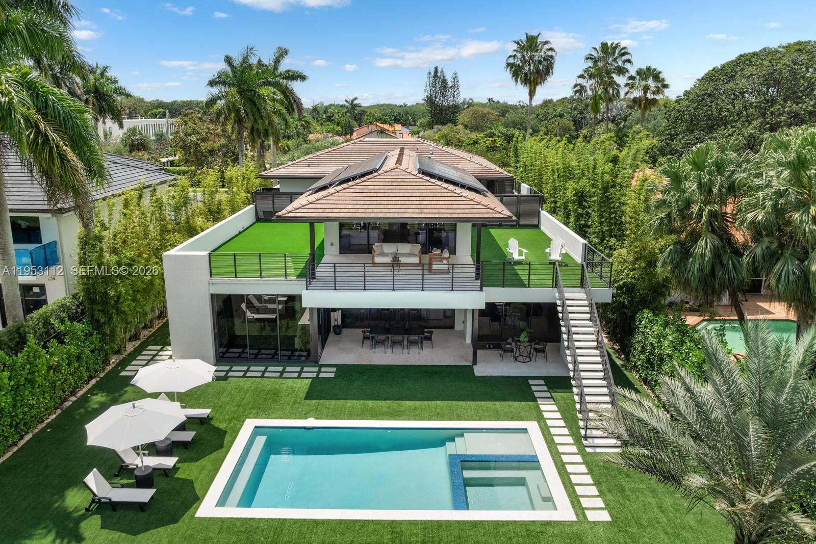 KENDALL GROVES ESTATES 1S - Residential