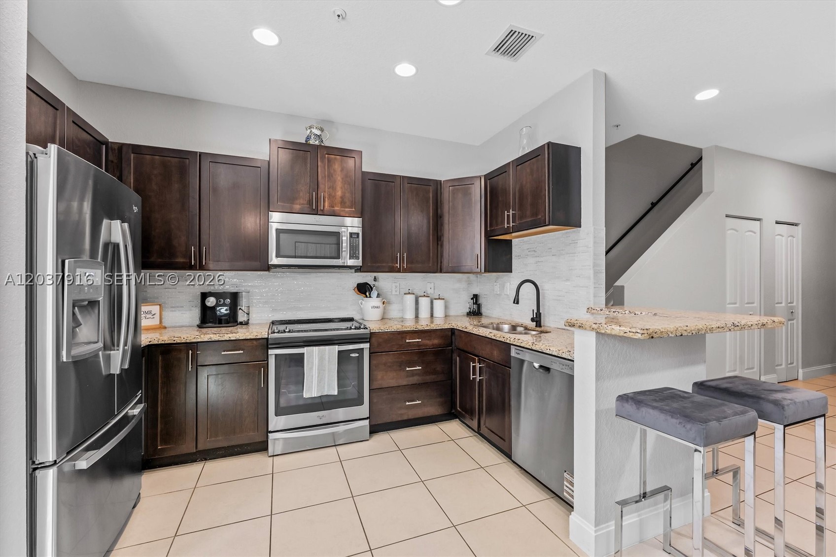 CYPRESS GROVE - Residential Lease