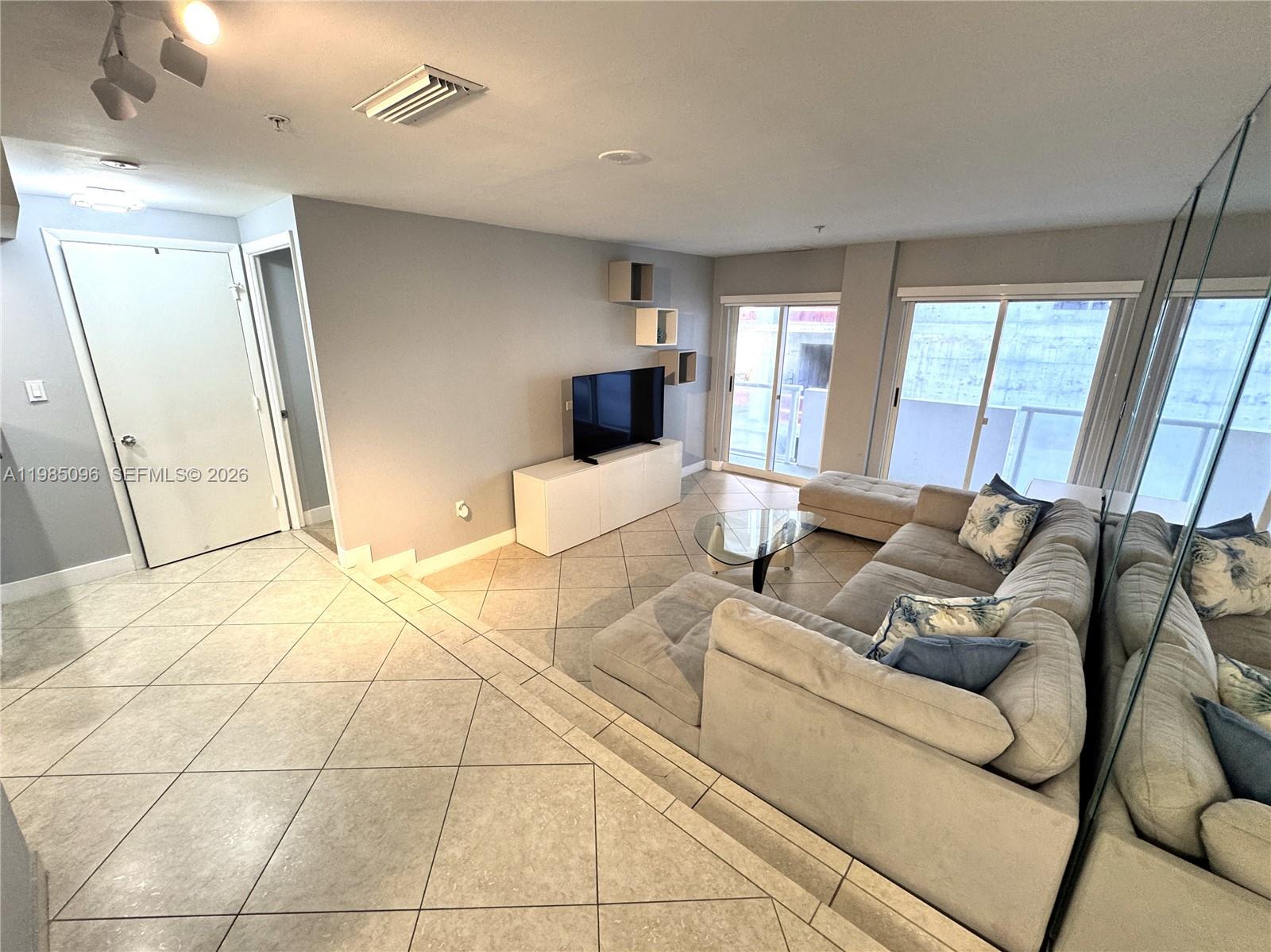 CARLISLE ON THE OCEAN - Residential