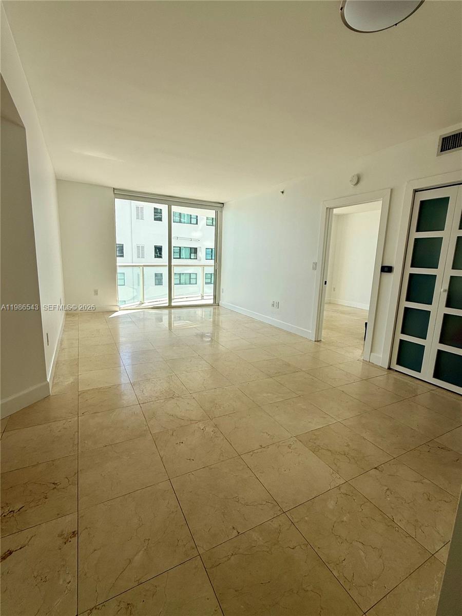 AKOYA CONDO - Residential