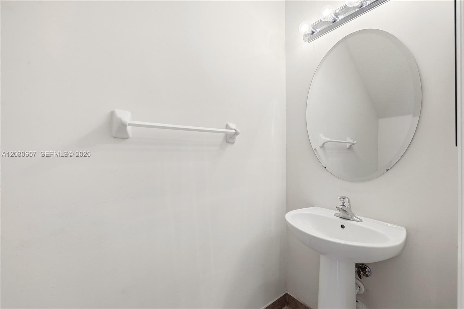 FIJI CONDO NO 1 - Residential