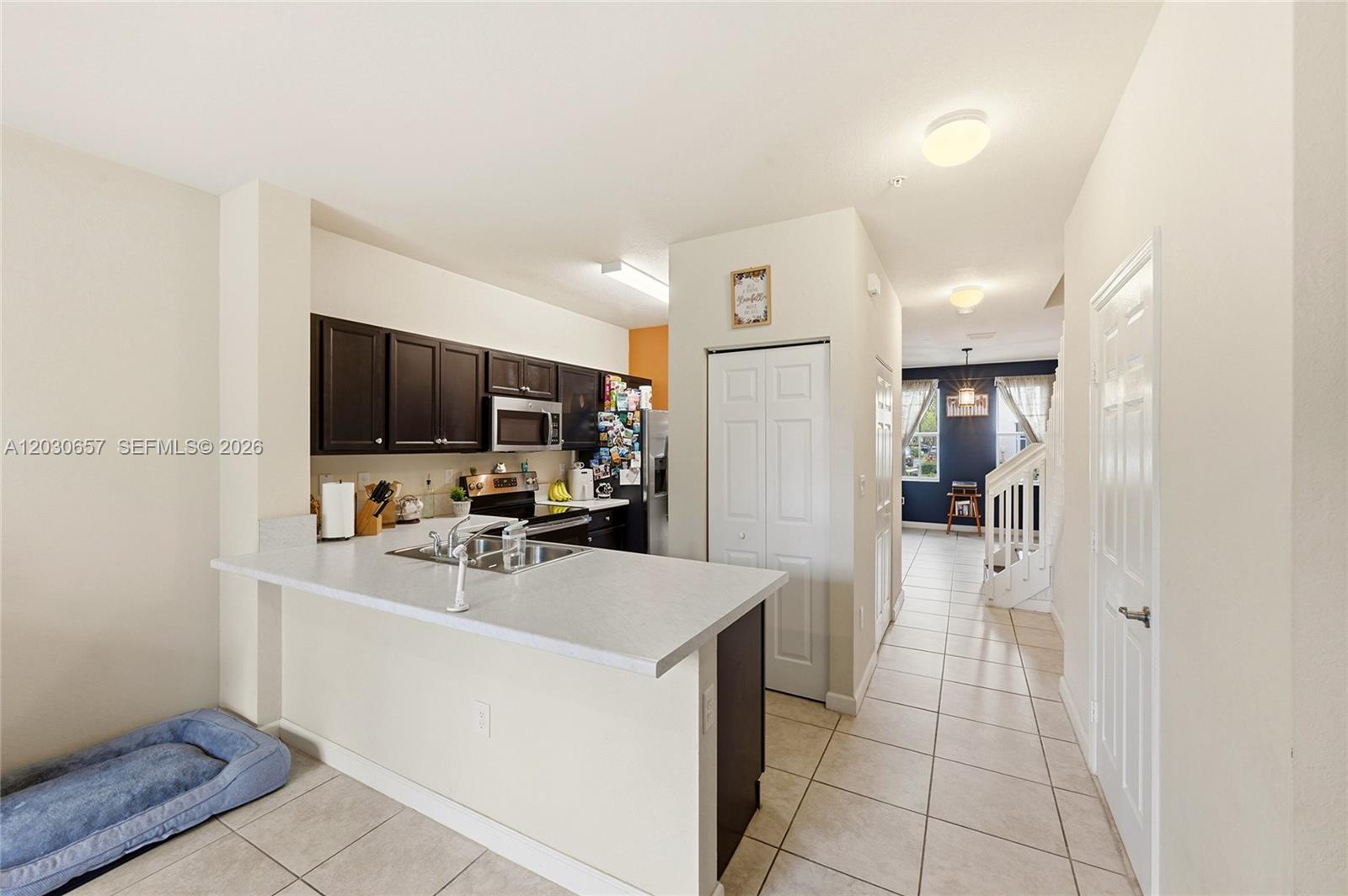FIJI CONDO NO 1 - Residential