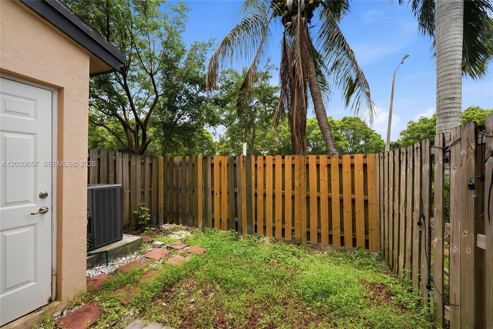 FIJI CONDO NO 1 - Residential