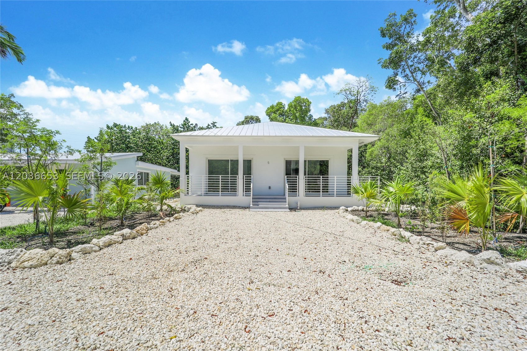 BOWENS ADD RIVIERA VILLAG - Residential Lease