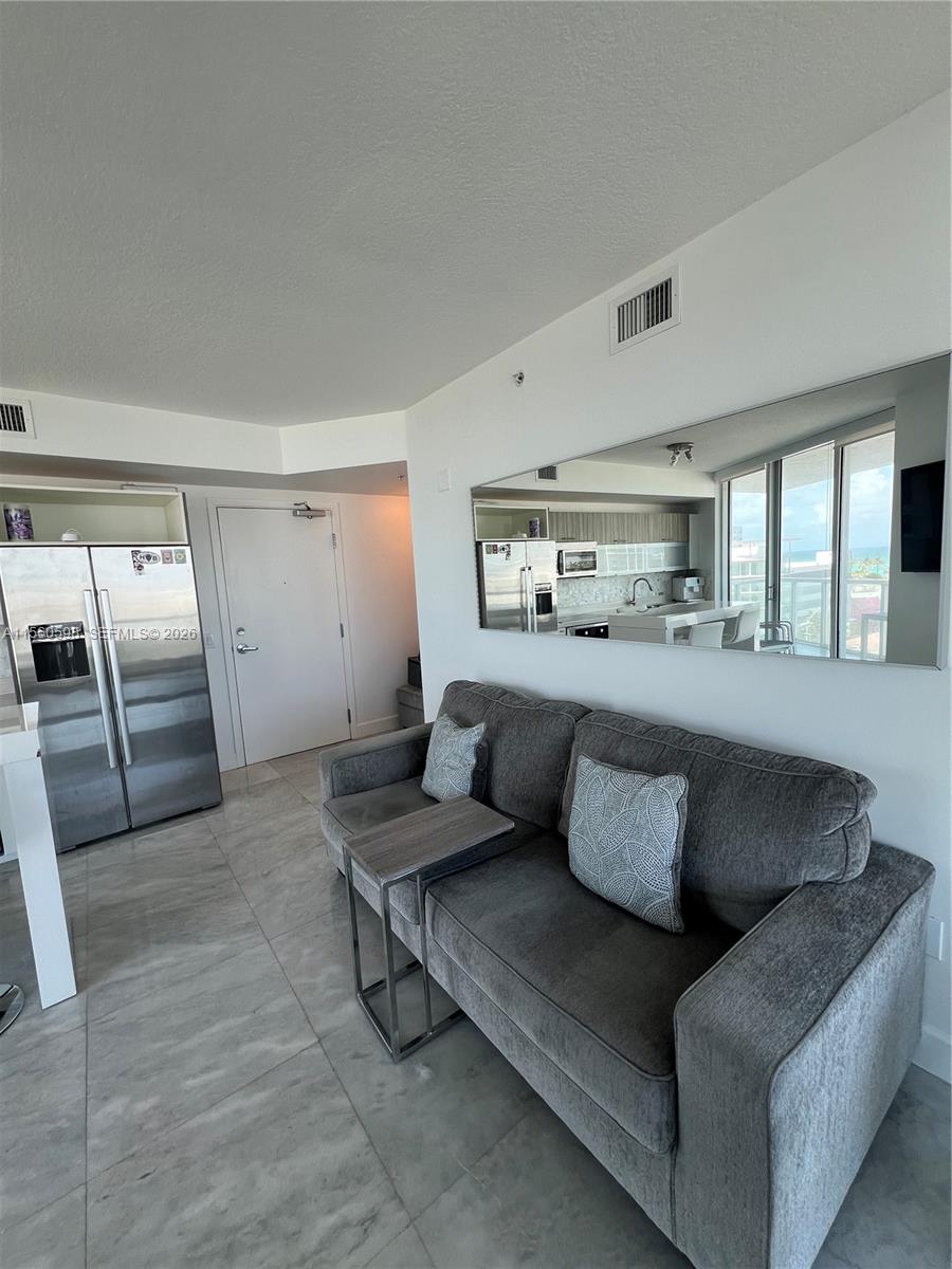 EDEN HOUSE CONDO - Residential