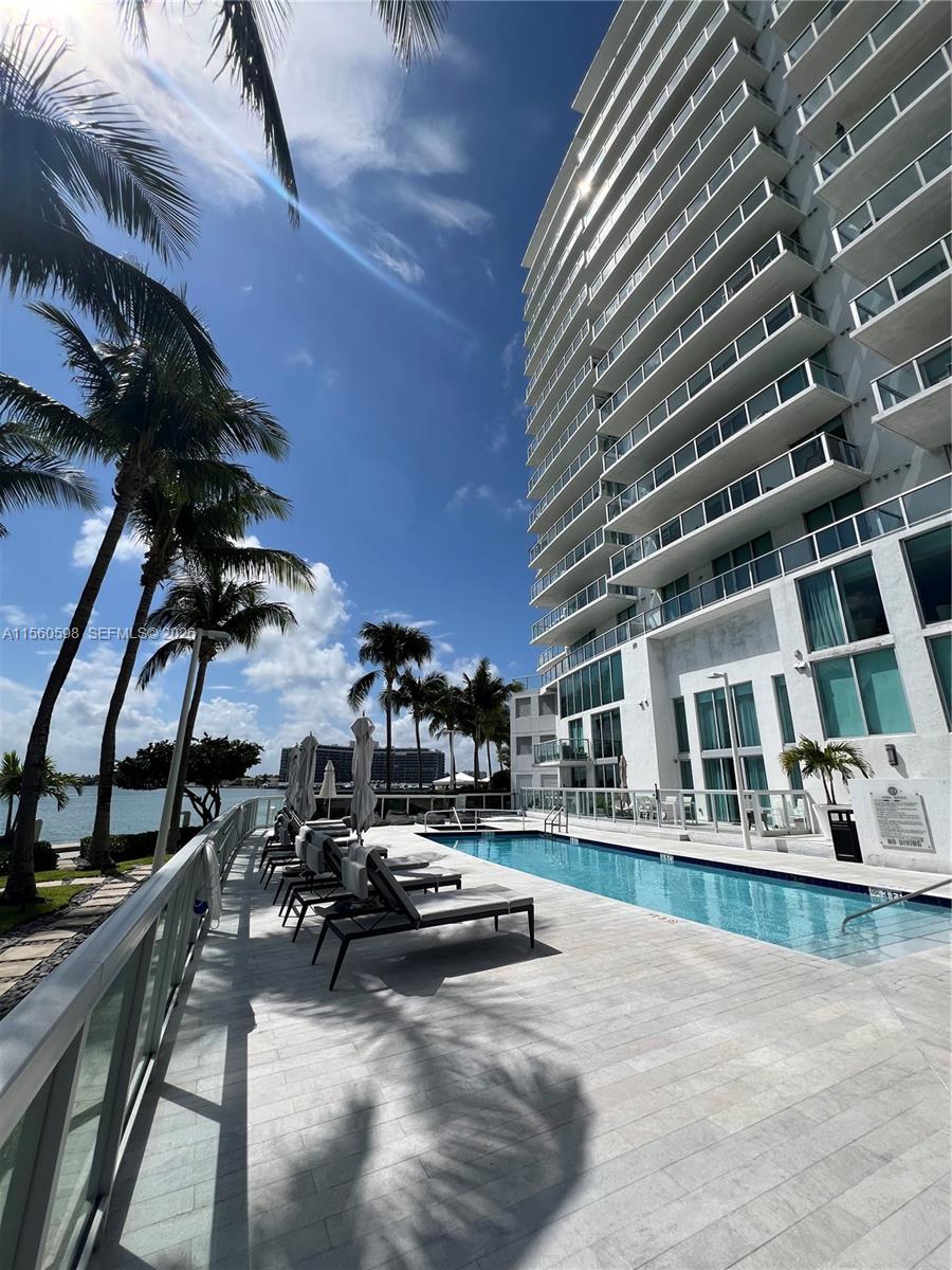 EDEN HOUSE CONDO - Residential