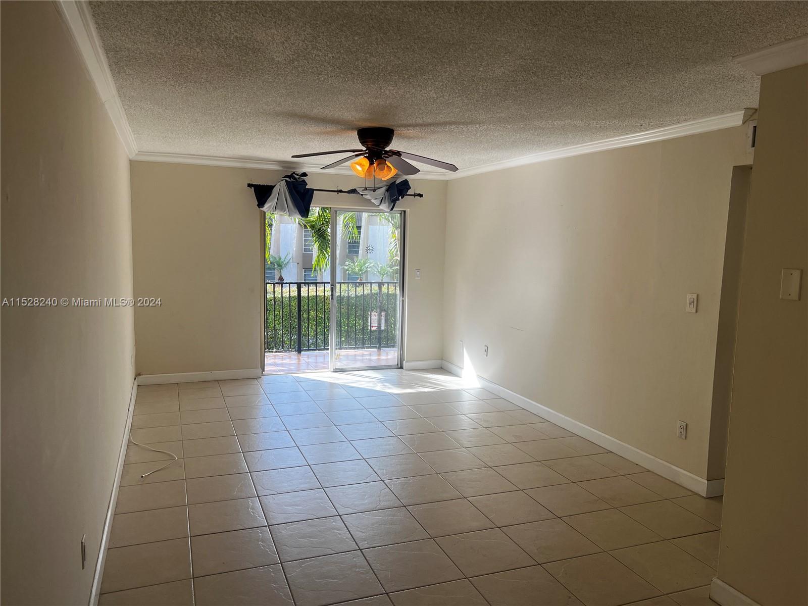 COURTYARDS AT KENDALL CON - Residential Lease