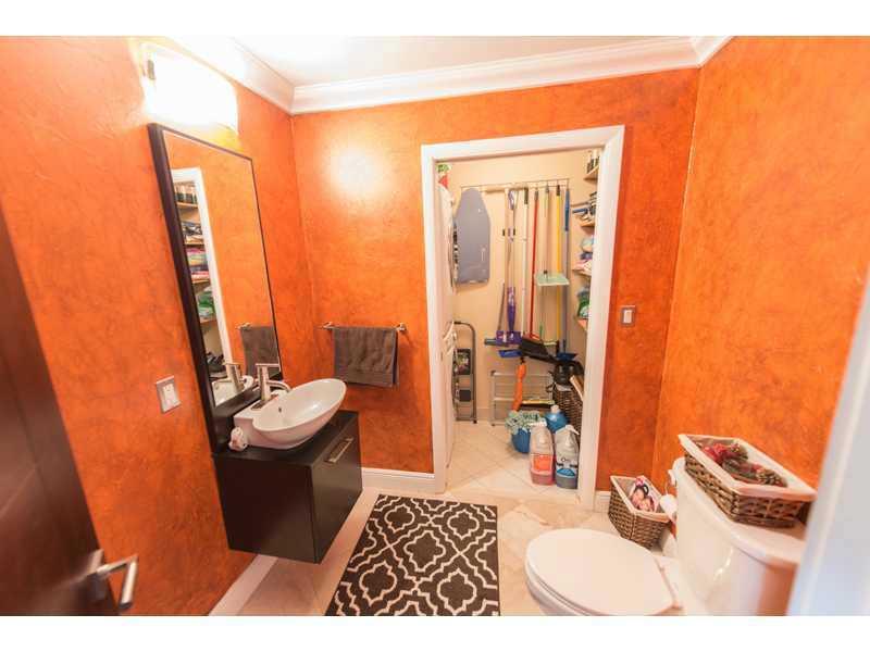 QUANTUM ON THE BAY CONDO - Residential Lease
