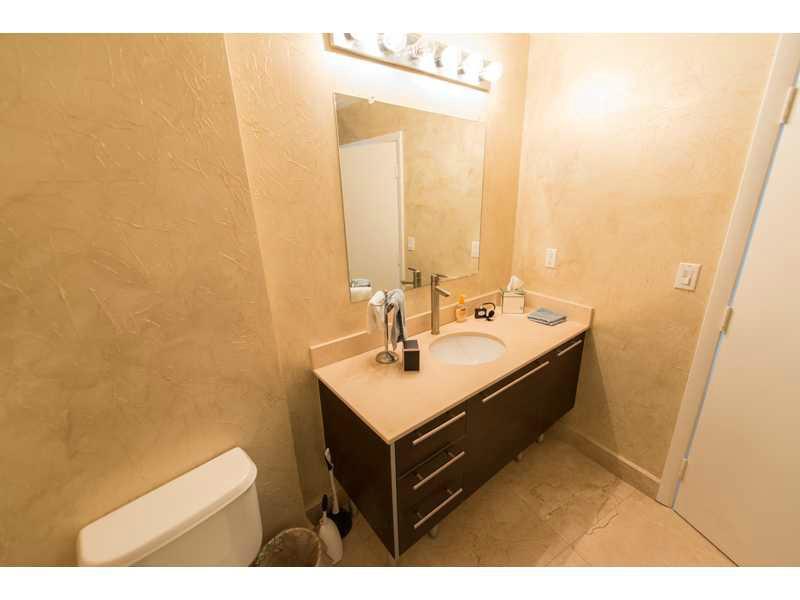 QUANTUM ON THE BAY CONDO - Residential Lease