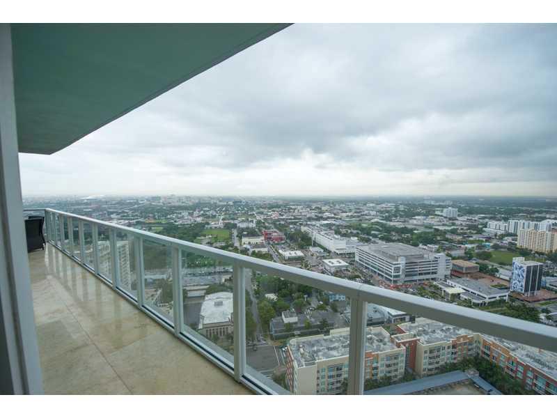QUANTUM ON THE BAY CONDO - Residential Lease
