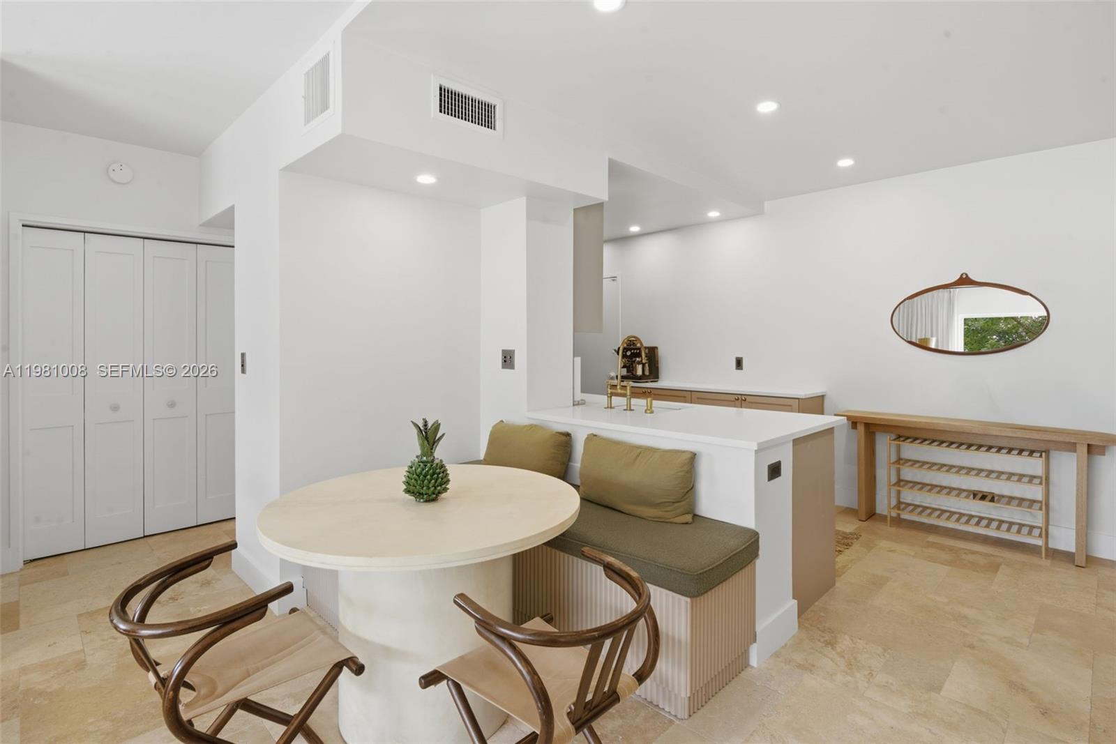 BELLE ISLE - Residential