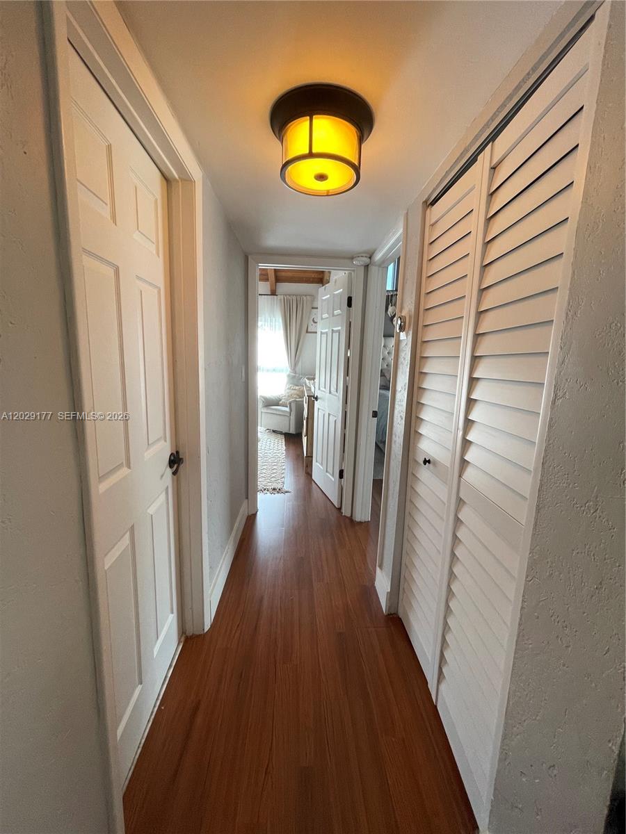PINEBROOKE CONDO R - Residential Lease