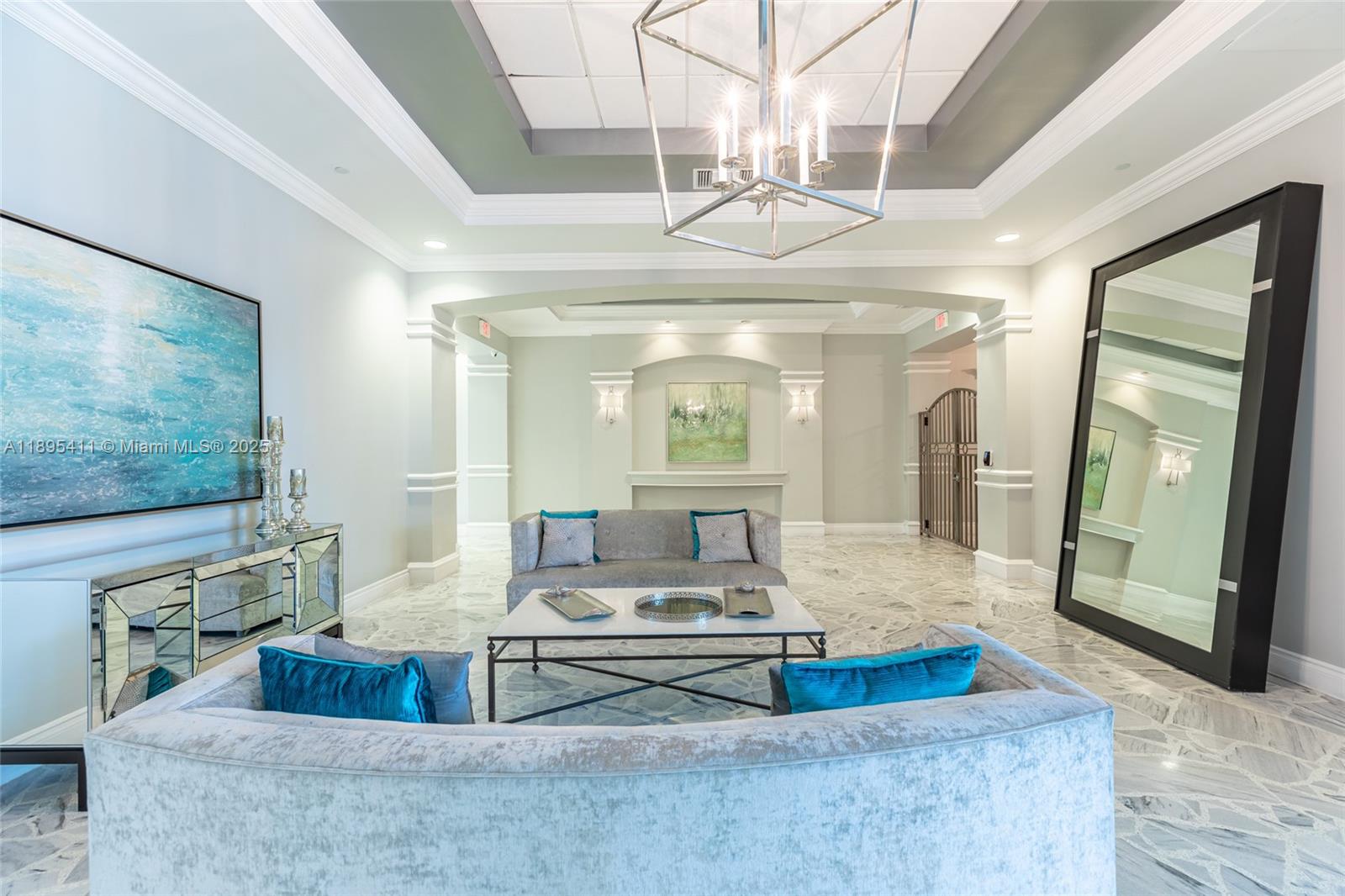 WAVE CONDO - Residential