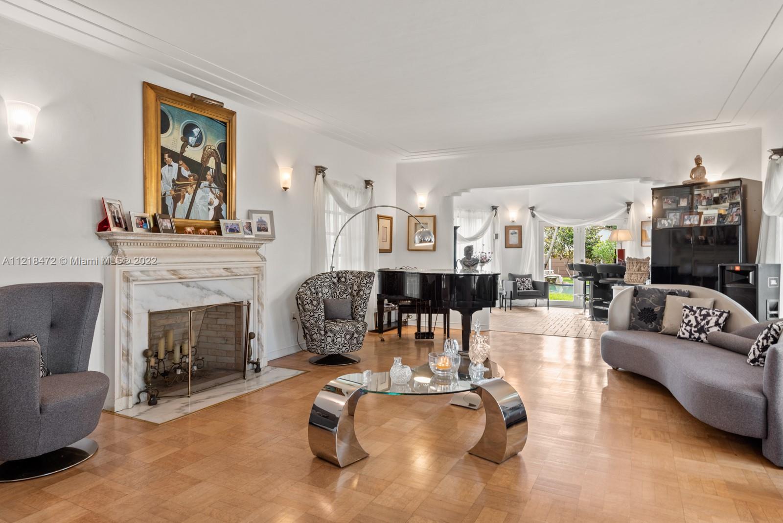 BELLE MEADE - Residential