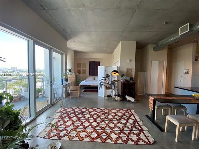 NEO CONDO - Residential