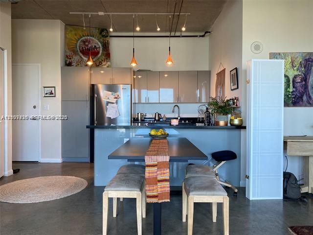 NEO CONDO - Residential