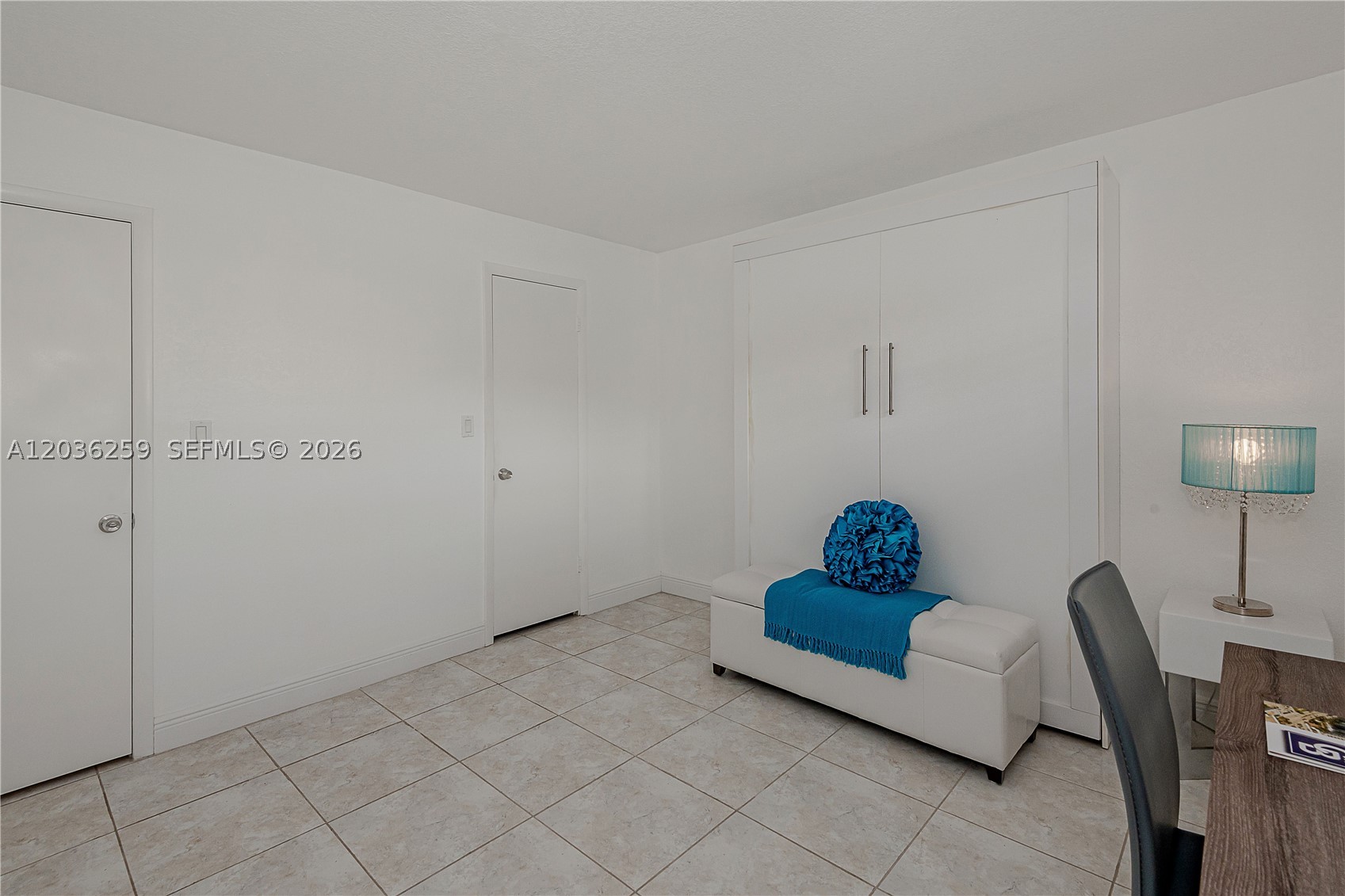 HOLLYBROOK GOLF & TENNIS - Residential