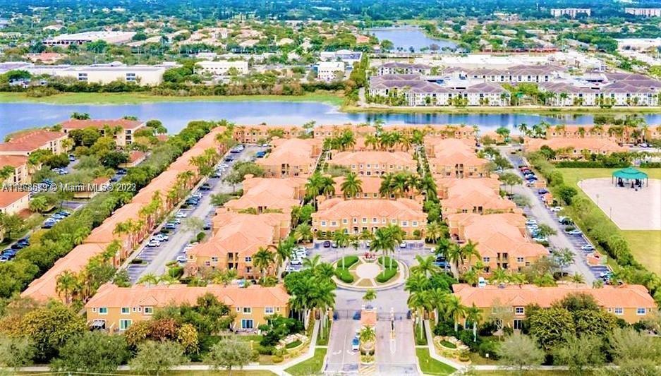 HAMPTON ISLES CONDO - Residential Lease