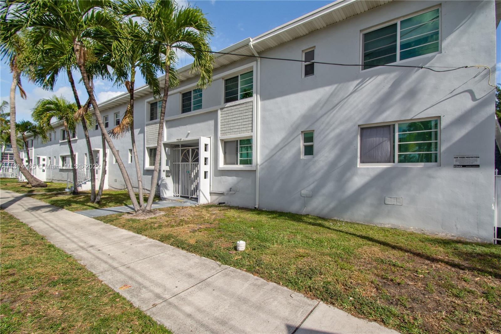 ISLAND POINT SOUTH CONDO - Residential Lease