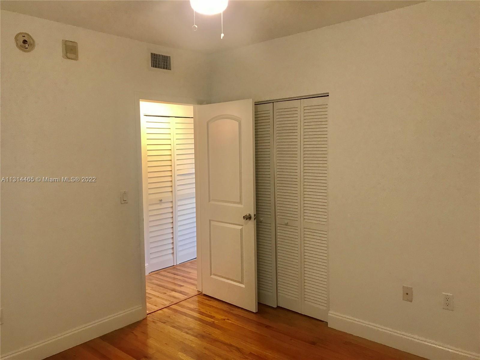 ISLAND POINT SOUTH CONDO - Residential Lease